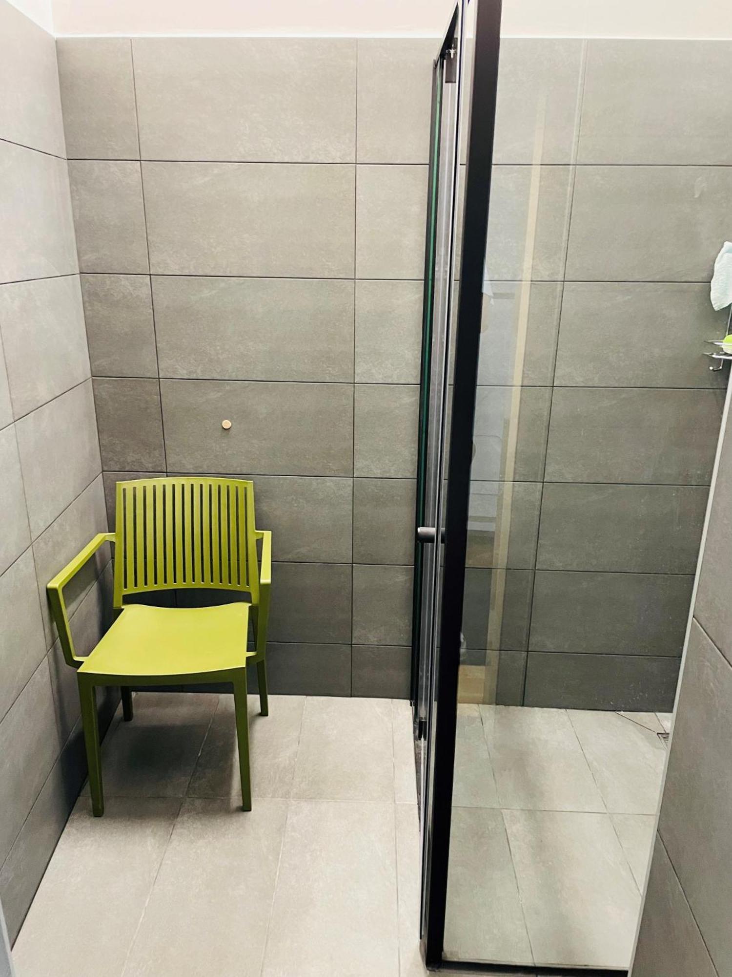 Kapselhotel Space - Downtown *